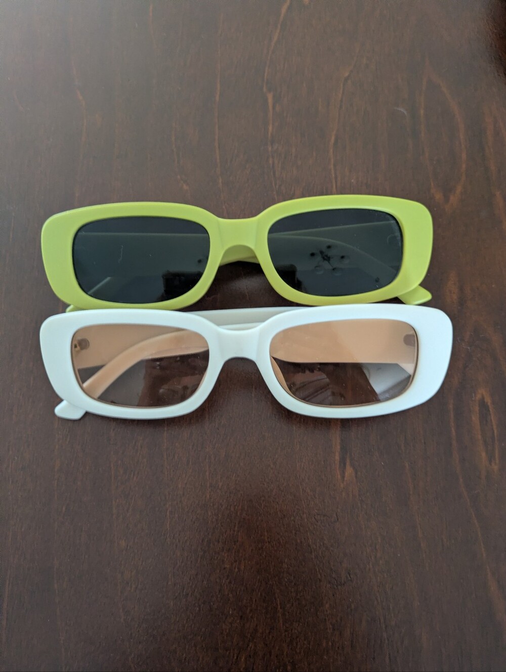 2 Pair Sunglasses